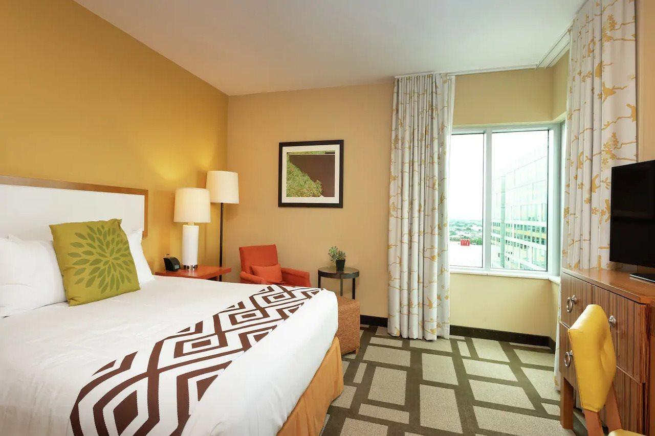 Embassy Suites Houston - Downtown Dış mekan fotoğraf