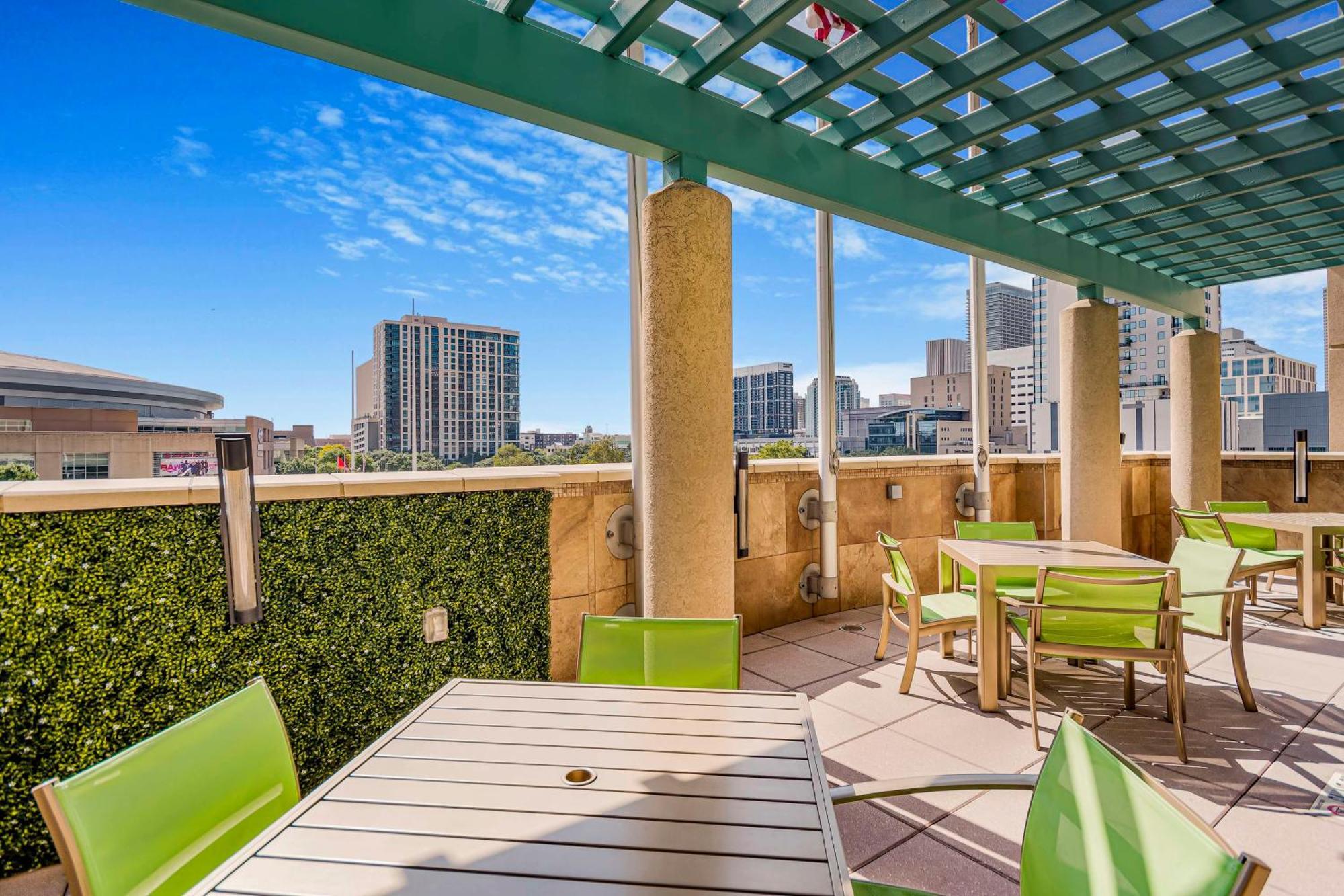 Embassy Suites Houston - Downtown Dış mekan fotoğraf